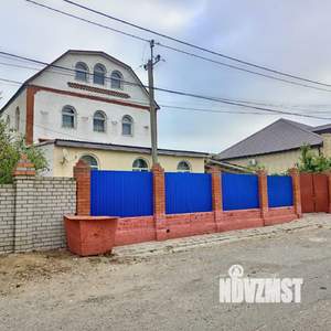 Коттедж 184м², 3-этажный, участок 5 сот.  