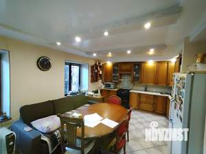 Дом 311м&sup2;, 4-этажный, участок 10 сот.  