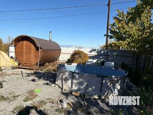 Дом 60м&sup2;, 2-этажный, участок 6 сот.  