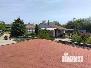 Коттедж 220м&sup2;, 2-этажный, участок 20 сот.  