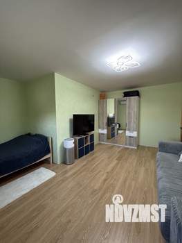 Дом 250м², 2-этажный, участок 18 сот.  