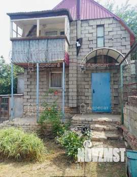 Дом 60м², 2-этажный, участок 6 сот.  