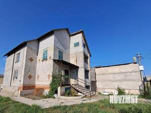 Коттедж 235м², 3-этажный, участок 15 сот.  