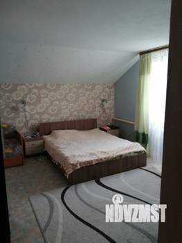 Коттедж 208м², 2-этажный, участок 15 сот.  