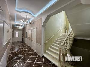 Дом 287м², 2-этажный, участок 4 сот.  