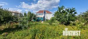 Дом 261м², 3-этажный, участок 15 сот.  