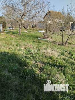 Дом 60м², 2-этажный, участок 6 сот.  