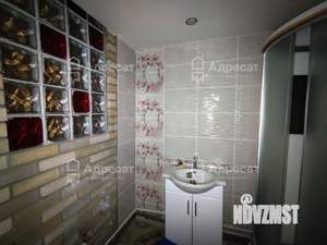 Дом 260м², 3-этажный, участок 6 сот.  
