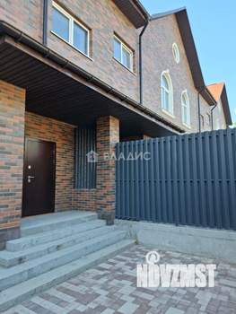 Таунхаус 124м², 2-этажный, участок 1 сот.  