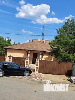 Коттедж 233м², 2-этажный, участок 10 сот.  