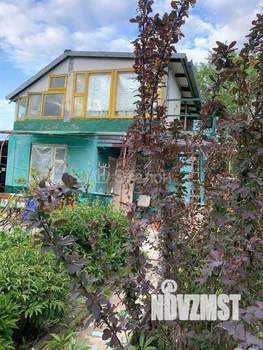 Дом 30м², 2-этажный, участок 6 сот.  