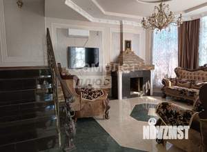 Коттедж 211м², 2-этажный, участок 4 сот.  