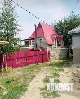 Дом 60м², 2-этажный, участок 6 сот.  