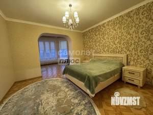 Дом 289м², 2-этажный, участок 9 сот.  