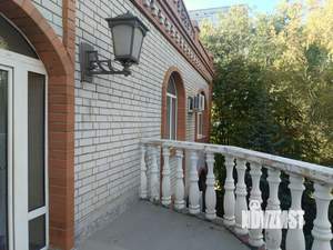 Коттедж 536м², 3-этажный, участок 12 сот.  