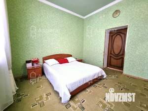 Дом 296м², 3-этажный, участок 5 сот.  