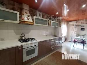 Дом 254м², 2-этажный, участок 5 сот.  
