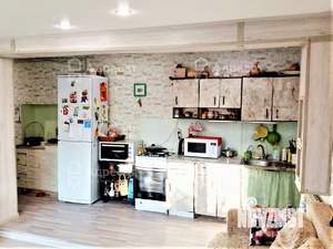 Дом 219м², 3-этажный, участок 8 сот.  