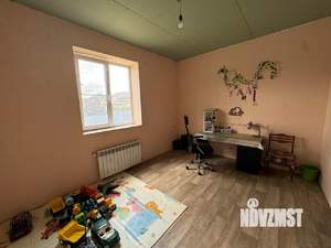 Коттедж 180м², 2-этажный, участок 6 сот.  