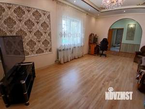 Дом 305м², 2-этажный, участок 5 сот.  