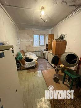 Дом 40м², 2-этажный, участок 6 сот.  