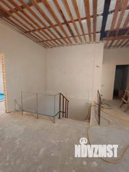 Дом 447м², 3-этажный, участок 10 сот.  