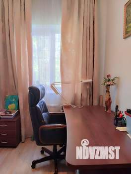 Коттедж 342м², 3-этажный, участок 4 сот.  