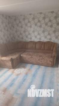 Дом 50м², 2-этажный, участок 6 сот.  