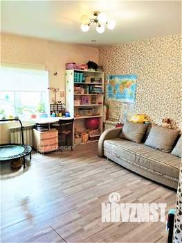 Дом 219м², 3-этажный, участок 8 сот.  