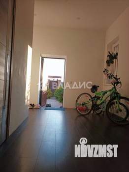 Дом 176м², 2-этажный, участок 5 сот.  