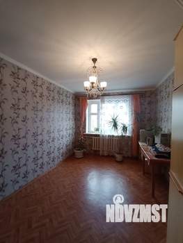 Дом 327м², 3-этажный, участок 7 сот.  