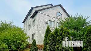 Дом 603м², 4-этажный, участок 8 сот.  