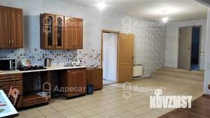 Дом 230м², 3-этажный, участок 6 сот.  