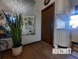 Дом 220м², 3-этажный, участок 7 сот.  