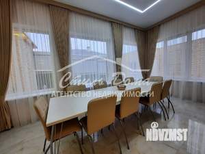 Коттедж 175м², 2-этажный, участок 8 сот.  