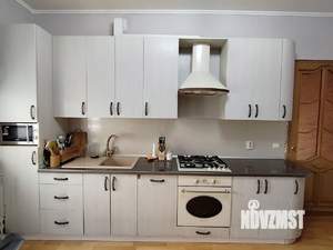 Дом 323м², 2-этажный, участок 12 сот.  