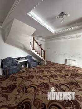 Коттедж 700м², 2-этажный, участок 20 сот.  
