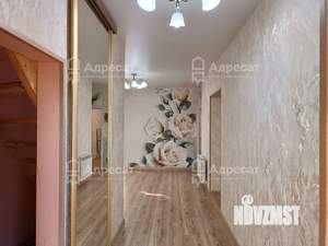 Дом 100м², 2-этажный, участок 6 сот.  