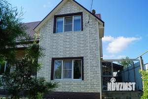 Коттедж 274м², 2-этажный, участок 15 сот.  