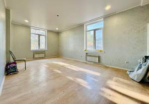 Дом 168м², 3-этажный, участок 12 сот.  