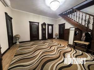 Дом 195м², 2-этажный, участок 4 сот.  