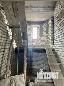 Дом 203м², 2-этажный, участок 6 сот.  