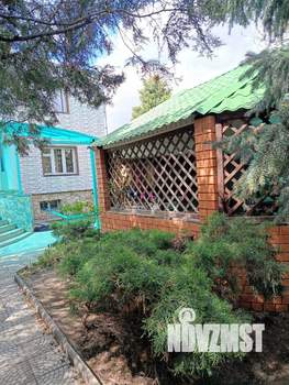 Дом 320м², 3-этажный, участок 16 сот.  