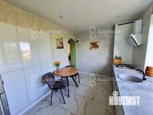 Дом 206м&sup2;, 2-этажный, участок 6 сот.  