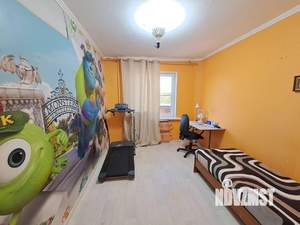 Дом 235м², 3-этажный, участок 15 сот.  