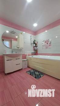 Коттедж 292м², 3-этажный, участок 10 сот.  