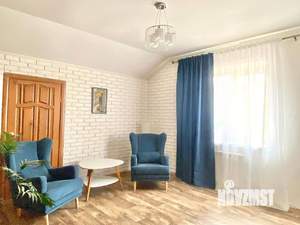 Коттедж 240м², 2-этажный, участок 7 сот.  