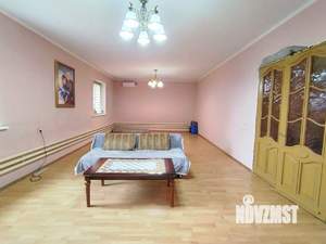 Дом 323м², 2-этажный, участок 12 сот.  