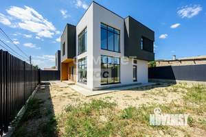 Дом 132м², 2-этажный, участок 3 сот.  