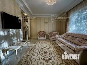 Дом 266м², 2-этажный, участок 6 сот.  